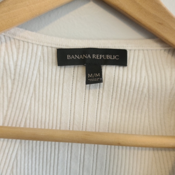 Banana Republic size medium l.s sweater - Picture 5 of 5